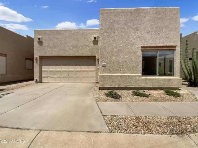 MLS: 6737791 Condo For Sale