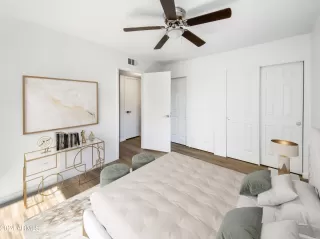 Photo #3: 6737798 Listing