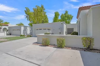 Photo #3: 6737862 Listing