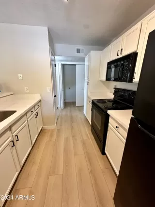 Photo #2: 6738104 Listing