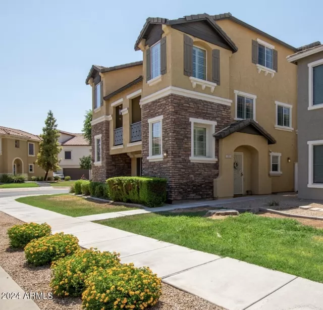 MLS: 6738167 Condo For Sale