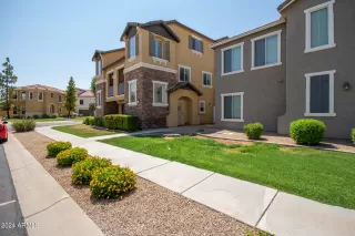 Photo #1: 6738167 Listing 