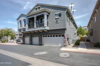 Photo #2: 6738600 Listing 