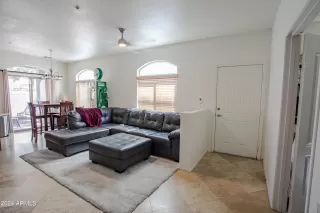 Photo #5: 6738600 Listing 