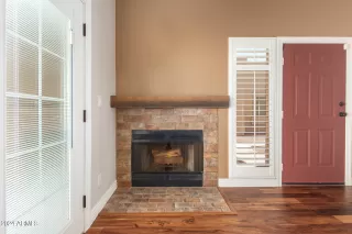 Photo #2: 6738711 Listing 