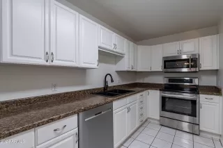 Photo #6: 6738828 Listing 