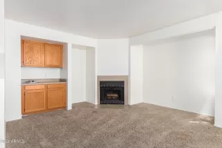 Photo #4: 6738923 Listing