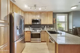 Photo #2: 6739117 Listing