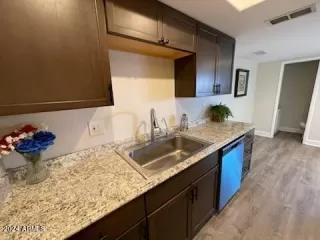 Photo #1: 6739269 Listing 