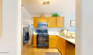 Photo #4: 6739313 Listing