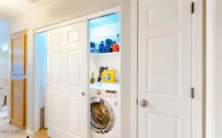 Photo #5: 6739313 Listing