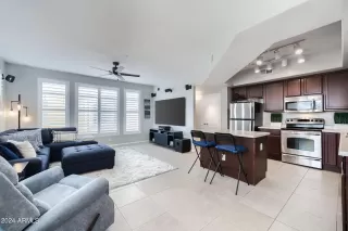 Photo #1: 6739375 Listing 