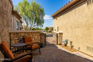 Photo #2: 6739494 Listing