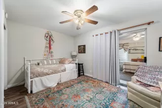 Photo #6: 6739572 Listing