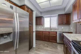 Photo #6: 6739631 Listing