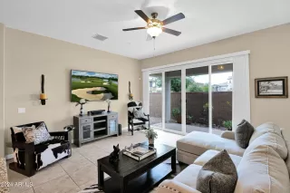 Photo #2: 6739632 Listing
