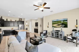 Photo #4: 6739632 Listing
