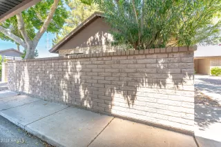 Photo #3: 6739702 Listing