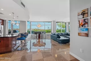 Photo #5: 6739707 Listing 