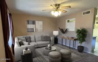 Photo #6: 6740221 Listing 