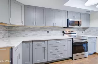Photo #3: 6740416 Listing