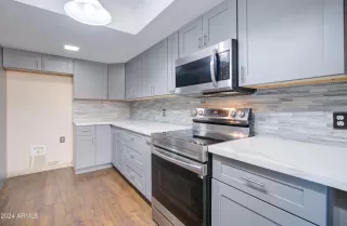 Photo #4: 6740416 Listing