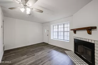 Photo #6: 6740553 Listing