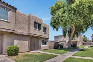 Photo #2: 6740859 Listing