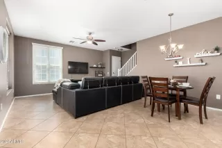 Photo #5: 6740870 Listing 