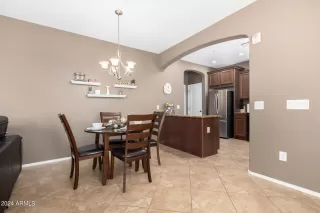 Photo #6: 6740870 Listing 