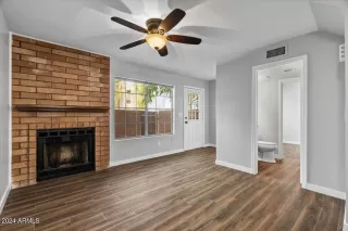 Photo #5: 6740874 Listing