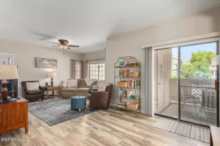 Photo #3: 6741223 Listing 