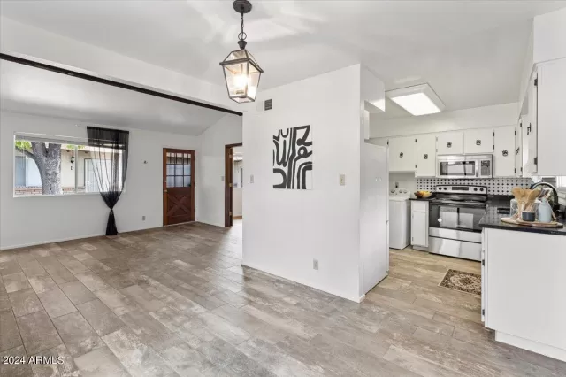 MLS: 6741455 Condo For Sale