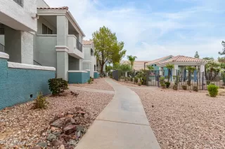 Photo #2: 6741484 Listing 