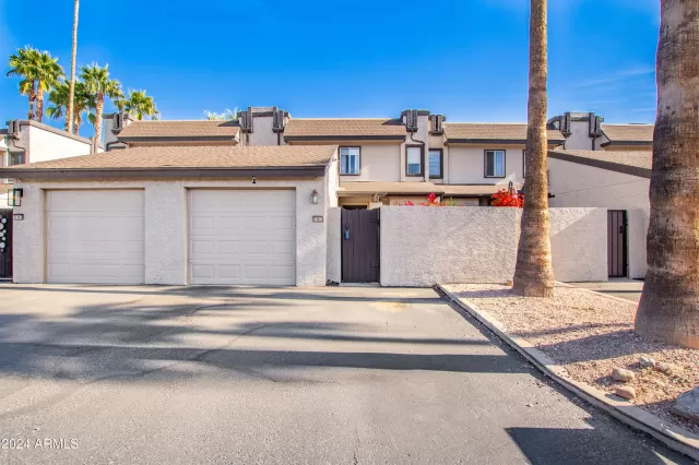 MLS: 6741616 Condo For Sale