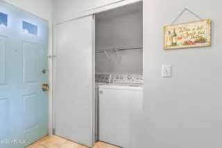 Photo #4: 6741655 Listing