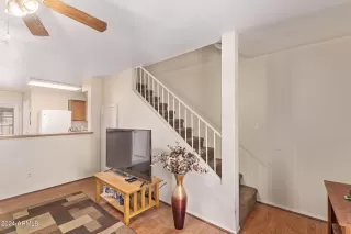 Photo #3: 6741684 Listing