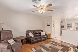 Photo #5: 6741684 Listing