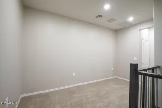 Photo #5: 6741943 Listing 