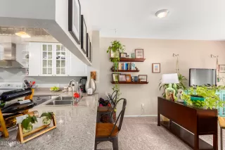 Photo #6: 6741988 Listing 
