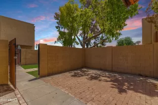 Photo #1: 6742083 Listing