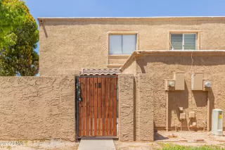 Photo #3: 6742083 Listing