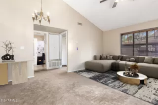 Photo #2: 6742142 Listing