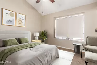 Photo #6: 6742142 Listing