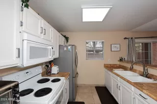 Photo #3: 6742677 Listing 