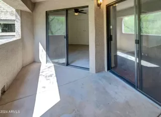 Photo #5: 6742690 Listing