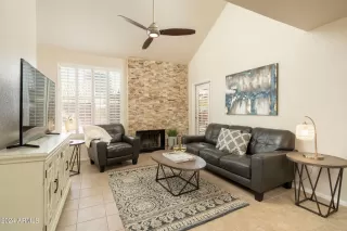 Photo #4: 6742812 Listing