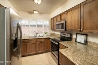 Photo #6: 6742812 Listing