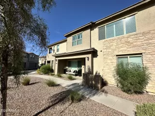 Photo #2: 6742983 Listing 