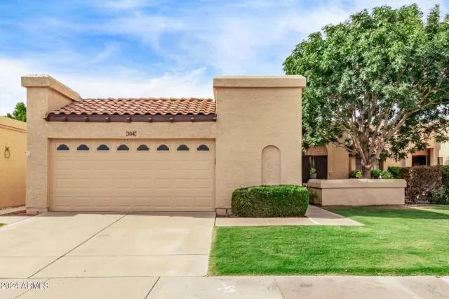 MLS: 6743161 Condo For Sale